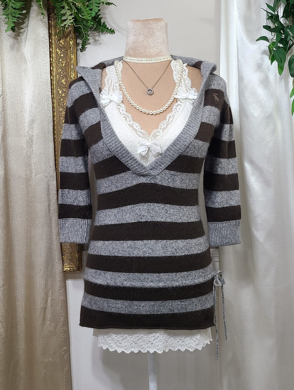 ♡ Y2K ♡ Abercrombie Wool Cashmere Brown Grey Striped Babydoll Bella Swan Sweater